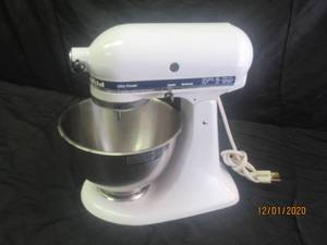 lot 8 image: KITCHEN AID KSM90 ULTRA POWER