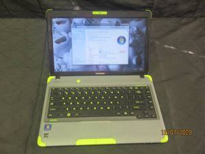 lot 52 image: TOSHIBA WIN7 PSK60U-006001&nbsp &nbspPROPERLY WORN FACE COVERING REQUIRED