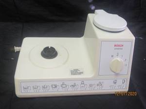 lot 55 image: BOSCH UNIVERSAL MIXER MUM 604070