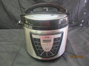 lot 61 image: POWER PRESSURE COOKER XL PPC770 DOES POWER ON POWER CORD NOT INCLUDED