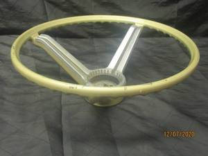 lot 93 image: STEERING WHEEL