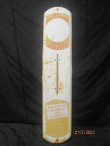 lot 94 image: VINTAGE DR. BARKERS HORSE LINIMENT THERMOMETER  39 TALL