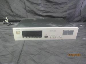 lot 125 image: NIKKO AMFM STEREO TUNER NT-990