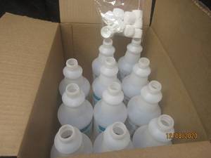lot 147 image: 11 NEW 1QT BOTTLES WITH FLIP CAP LIDS