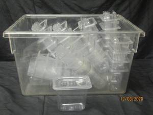 lot 161 image: 35 PLUS RUBBERMAID CARLISLE CLEAR FOOD GRADE CONTAINERS WITH LIDS  MODEL 30688