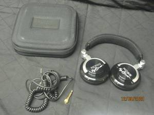 lot 172 image: KOSS STEREO  PHONES IN CASE