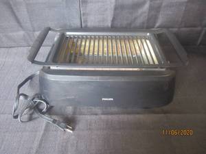 lot 200 image: PHILIPS INDOOR SMOKLESS GRILL&nbsp &nbspPROPERLY WORN FACE COVERING REQUIRED