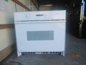 lot 192 image: DCOR CONVECTION PLUS BUILT-IN OVEN