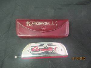 lot 205 image: VINTAGE M. HONER CHROMETTA 12  HORMONIC MADE IN GERMANY WITH CASE