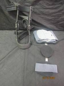 lot 246 image: 2 KNEE BRACES DONJOY AND OMRON