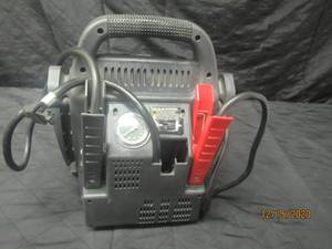 lot 299 image: POWER ON BOARD JUMP START SYSTEM 260 PSI AIR COMPRESSOR
