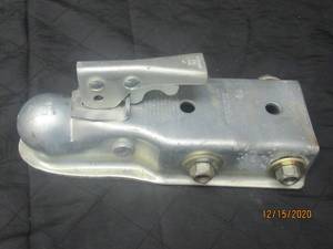 lot 310 image: TRAILER HITCH