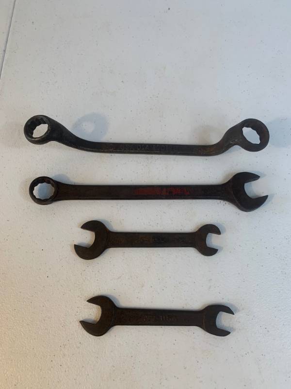 lot 86 image: 3 Vintage Ford wrenches&nbsp