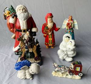 lot 60 image: Various Christmas Figurines