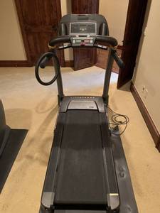 lot 63 image: Pro-Form 755 Crosstrainer