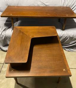lot 12 image: Mid-Century Coffee table and end table
