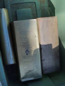 lot 42 image: Green tube of assorted welding rods