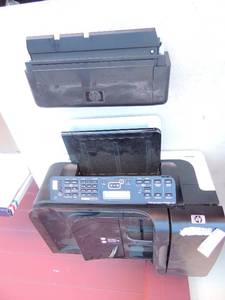 lot 16 image: HP printer unknown working condition