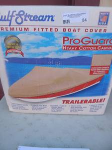 lot 84 image: Gulfstream premium fitted boat cover in box but used