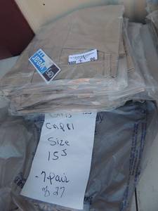 lot 96 image: NEW CFj lot of 7 girls  Kacki capris size15Jr.