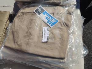 lot 135 image: NEW CFj lot of 7 girls khakis Capri size 15J