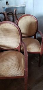 lot 9 image: Shelby Williams Chairs, Medium Brown Mahogony, Upholstered