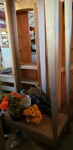 lot 93 image: Metal Frame Display unit No Shelves 36x30x83