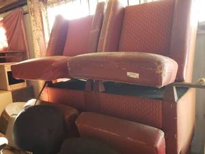 lot 30 image: Carsons Recliner Chairs (4 Total)