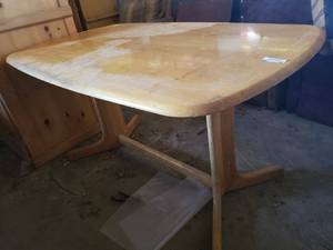 lot 45 image: Wooden rounded end  Dining Table 59x35x30
