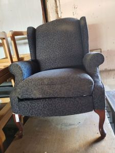 lot 73 image: Berkline Recliner Chair