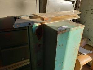 lot 132 image: Truck Tool Box and Saw Shield