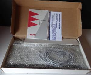 lot 84 image: APC Share-UPS AP9207 8-Port Interface Expander 8x 9-pin New