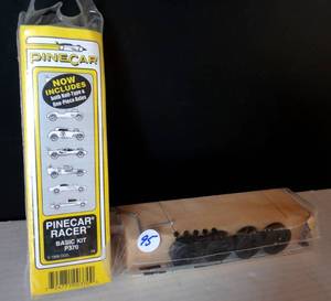 lot 95 image: VINTAGE Pinecar Pinewood Derby Basic Car Kit - LOT OF 2 NEW