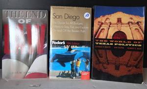 lot 153 image: ASSORTED LOT OF TRAVEL BOOKS
