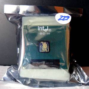 lot 229 image: NEW AND SEALED IN STATIC BAG - Intel Pentium� III P3 1.0256133 SOCKET 370 SL4C8
