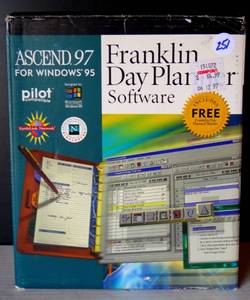 lot 251 image: VINTAGE ASCEND 97 FR WINDOWS FRANKLIN DAY PLANNER