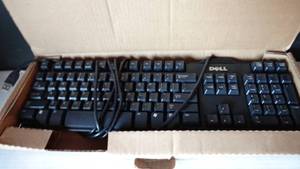 lot 279 image: DELL OJ2648 KEYBOARD