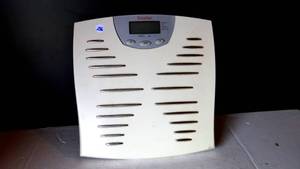 lot 296 image: Terraillon Smart Electronic Bathroom Scale - Measures Body Fat