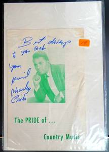 lot 19 image: VINTAGE COUNTRY LEGEND CHARLEY PRIDE HAND SIGNED PROGRAM - EST $35-$60 VERY SAD UPDATE - DECEASED 121220