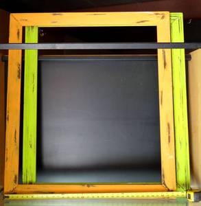 lot 93 image: COLORFUL RUSTIC WOOD FRAMES (2)