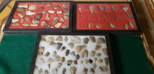lot 3 image: Collection of Arrowheads