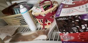 lot 39 image: Steam Curlers, Headbands, Hair Extensions and More