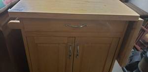 lot 67 image: Rolling Push Cart, Drop Leaf needs pin for hinge