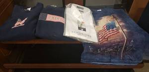 lot 71 image: Patriotic T-Shirts, Still in Packaging Claybrooke Mens Shirt Size 16, 32-33