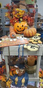 lot 78 image: Fall Decorations and Pumpkins