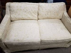 lot 160 image: Vintage Loveseat, Crochet Pattern