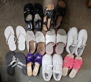 lot 129 image: Womens Shoes Size 8.5 and 9, See Pictures Includes Ana Marino, Yuu, Comfort View Brands and More
