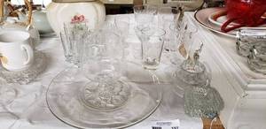 lot 197 image: Crystal and Glass Sets Plus Decorative Vase