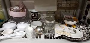 lot 31 image: Individual Serving Dishes, Mason Jars, Black and White Platter and More