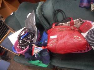 lot 169 image: Miztique Purse, Vintage Beaded Bag and More